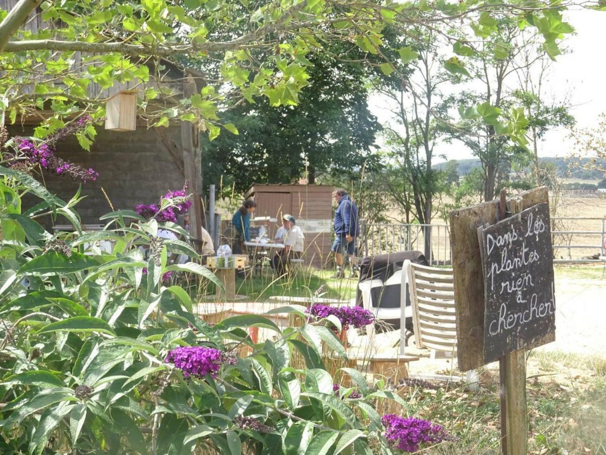 Chambre A La Ferme Chez L'Habitant Besson Exterior photo